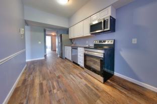 5529 Pershing - Photo 1 of 1