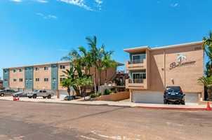 featured image of 2556 Chicago St #33