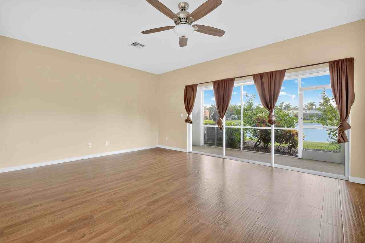 11736 Eros Rd - Photo 3 of 17