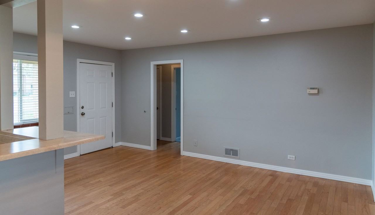 2130 Ames Street - Photo 6 of 33