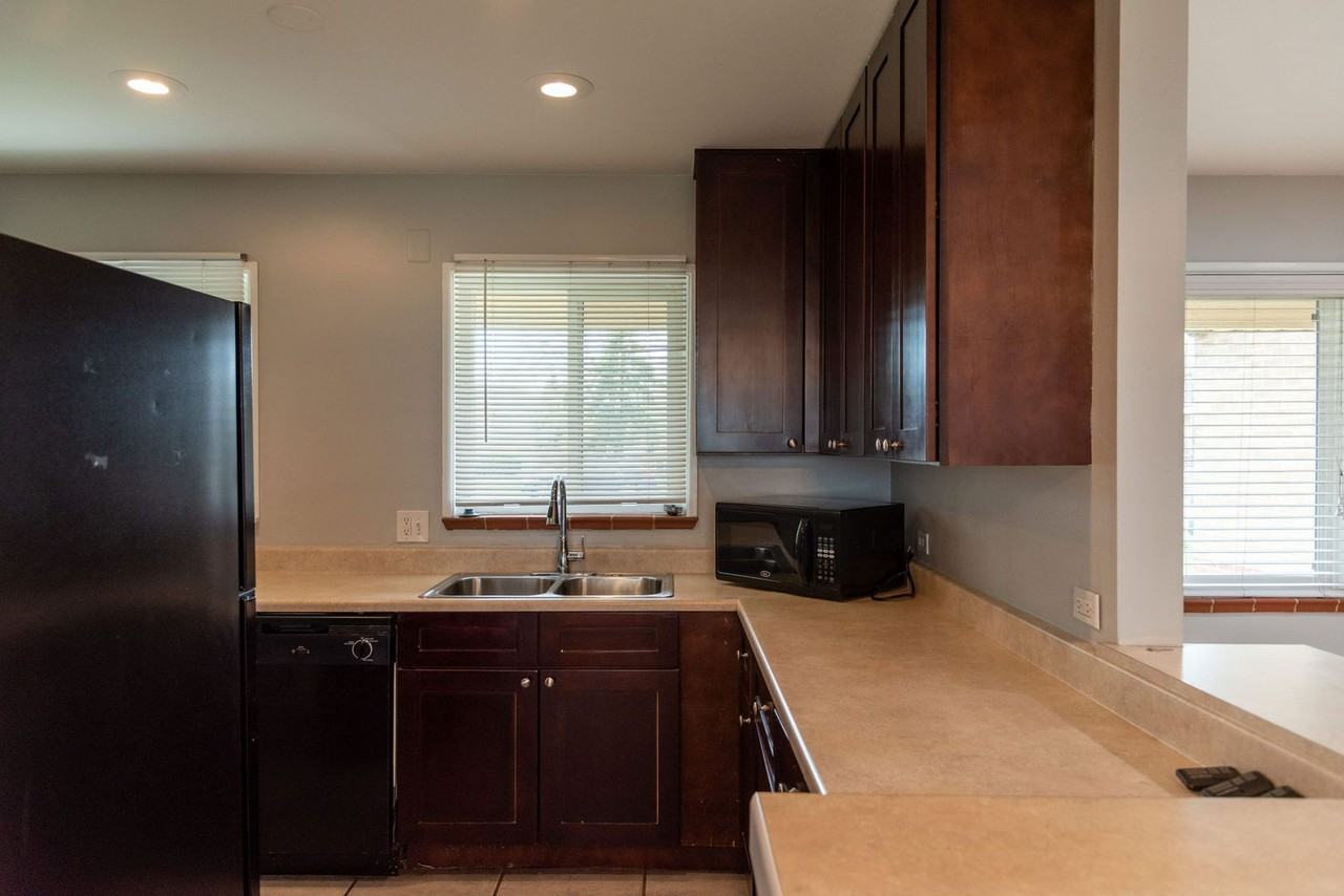 2130 Ames Street - Photo 7 of 33