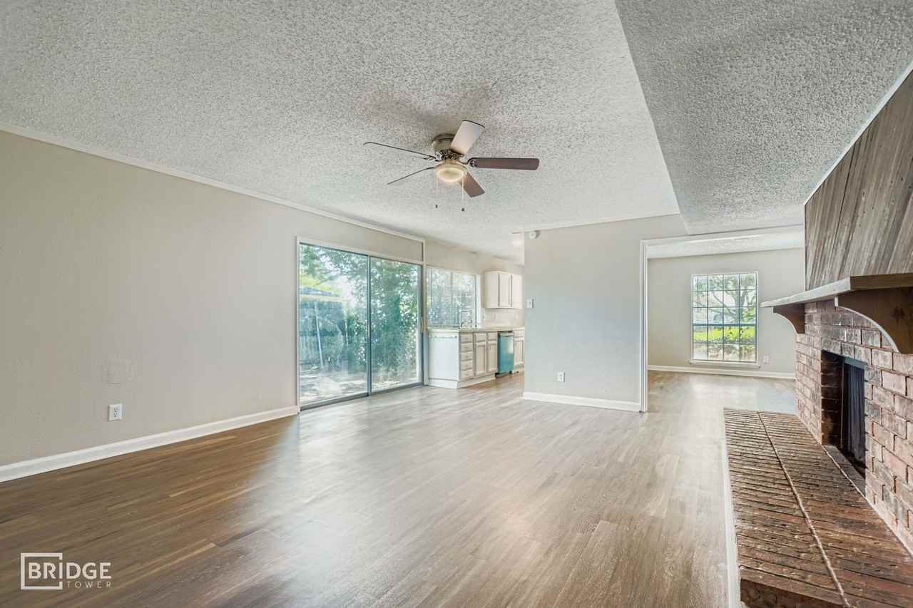 9117 Fairmont Circle - Photo 3 of 30