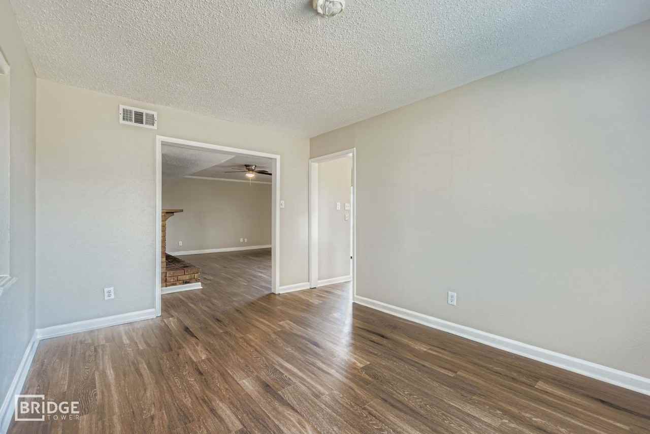 9117 Fairmont Circle - Photo 6 of 30