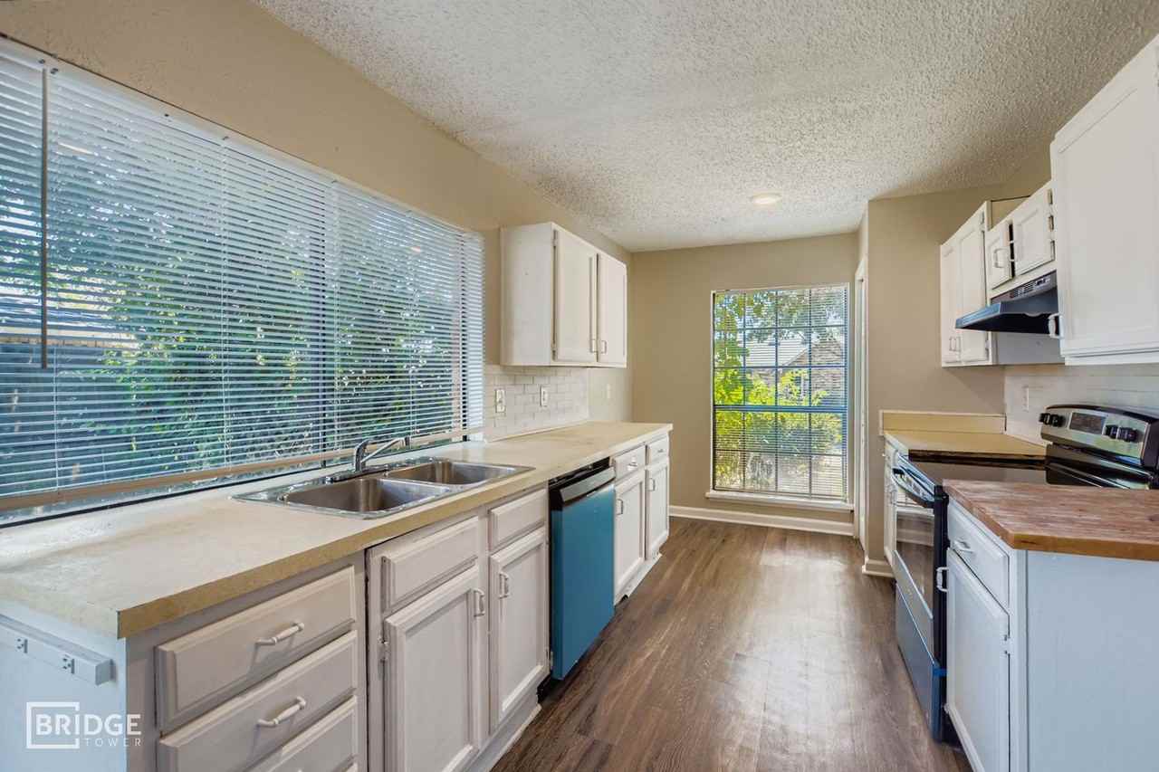 9117 Fairmont Circle - Photo 7 of 30