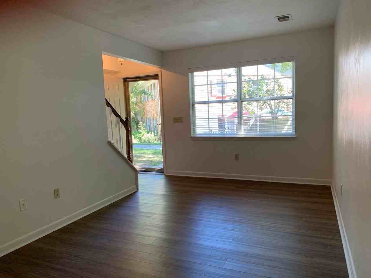 418 Marlington St - Photo 2 of 15