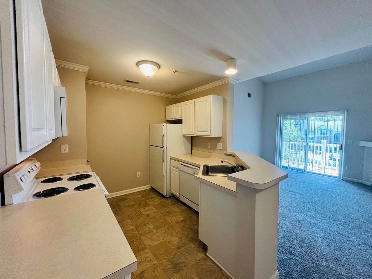 209 S Knollwood Dr #1302 - Photo 6 of 18
