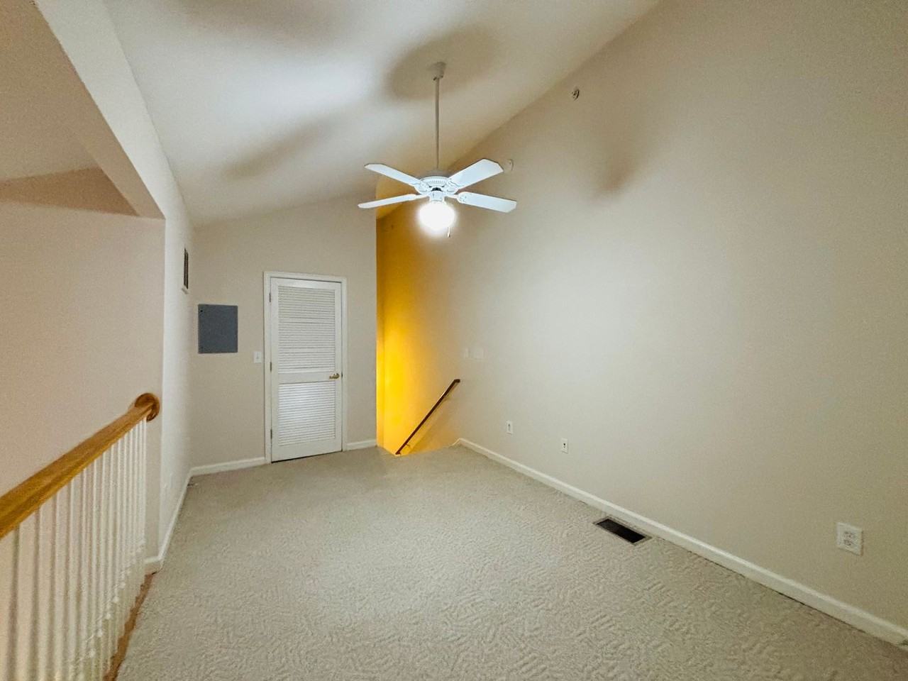 213 S Knollwood Dr #3302 - Photo 3 of 15