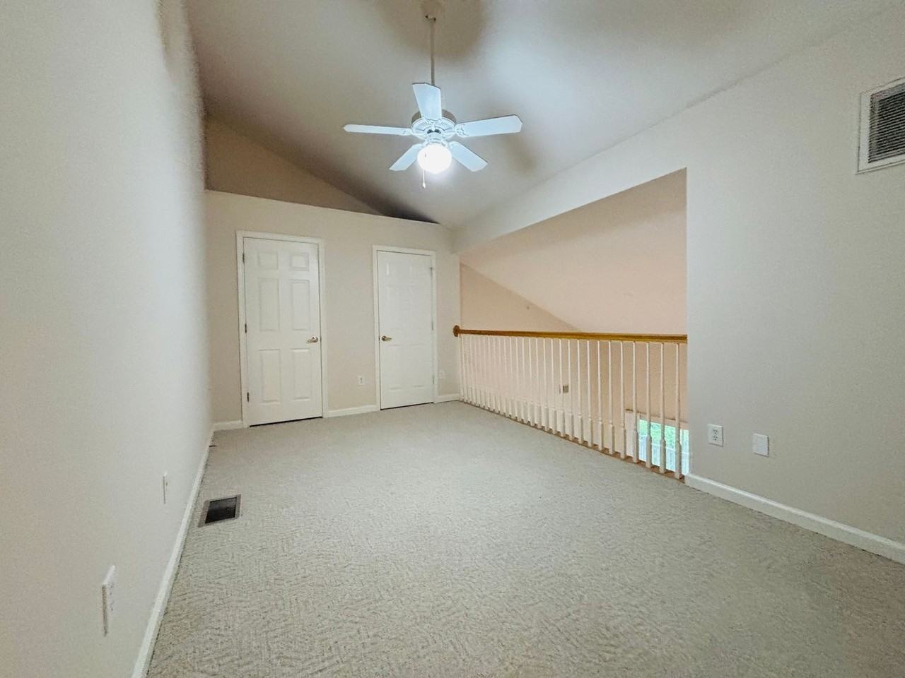 213 S Knollwood Dr #3302 - Photo 4 of 15