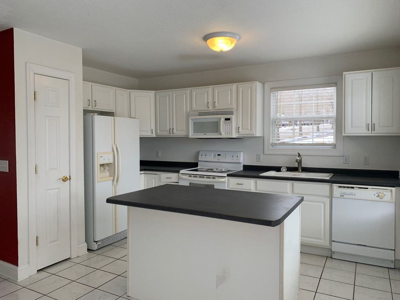 190 Willow Oak Dr - Photo 5 of 24