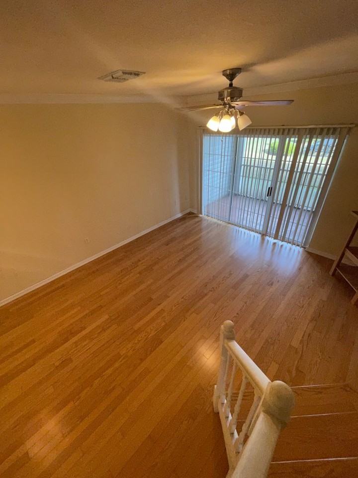 4872 Northwest 42nd Road #106 - Photo 3 of 27