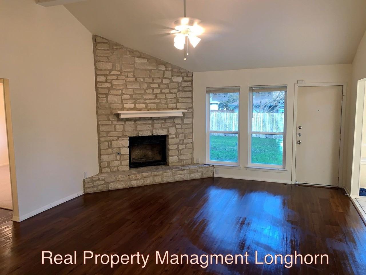 212 Rockcrest Dr - Photo 3 of 22