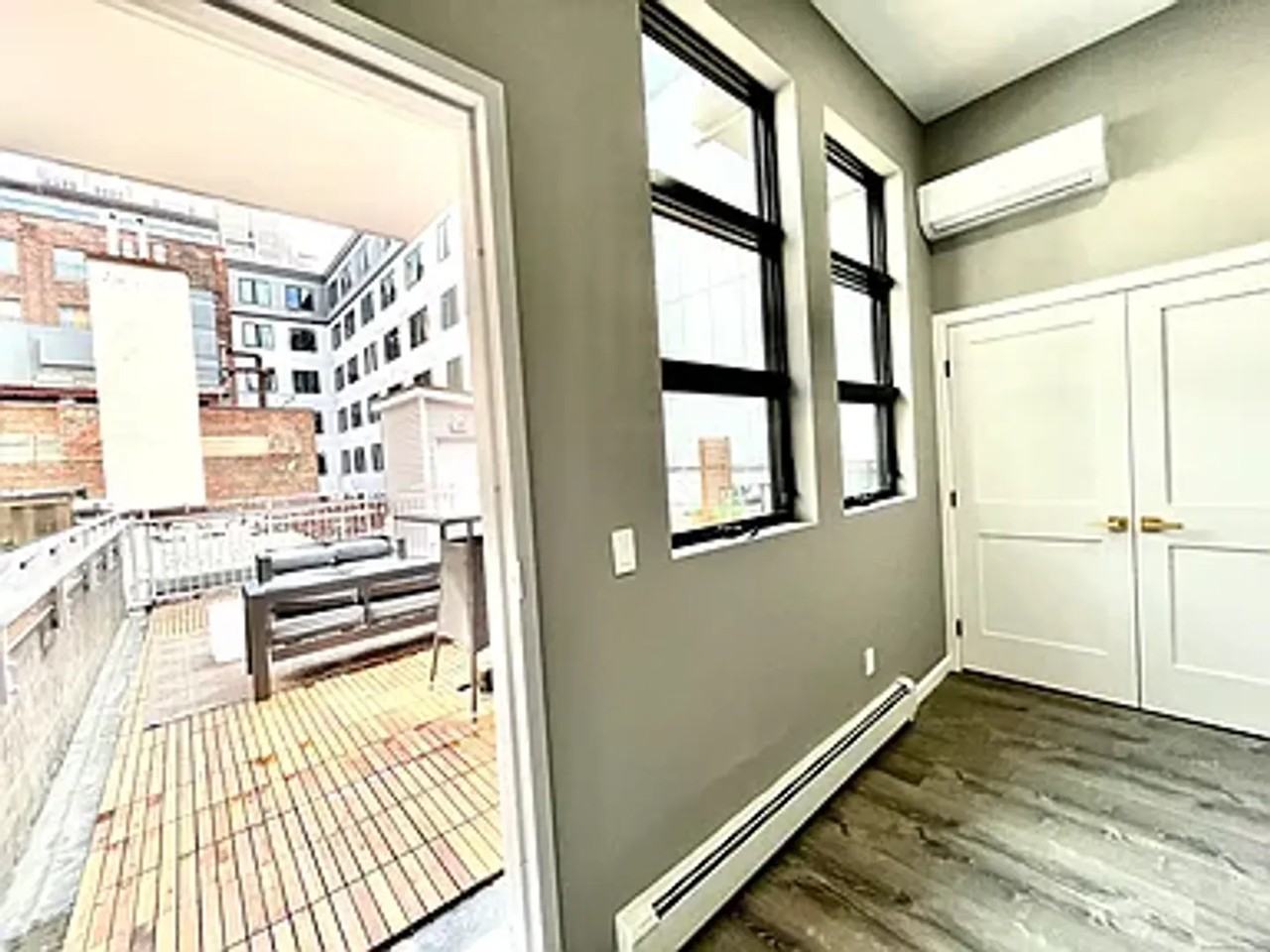 37 Center Street - Photo 3 of 28