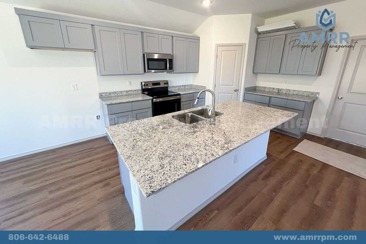 8418 E County Road 111 - Photo 3 of 31