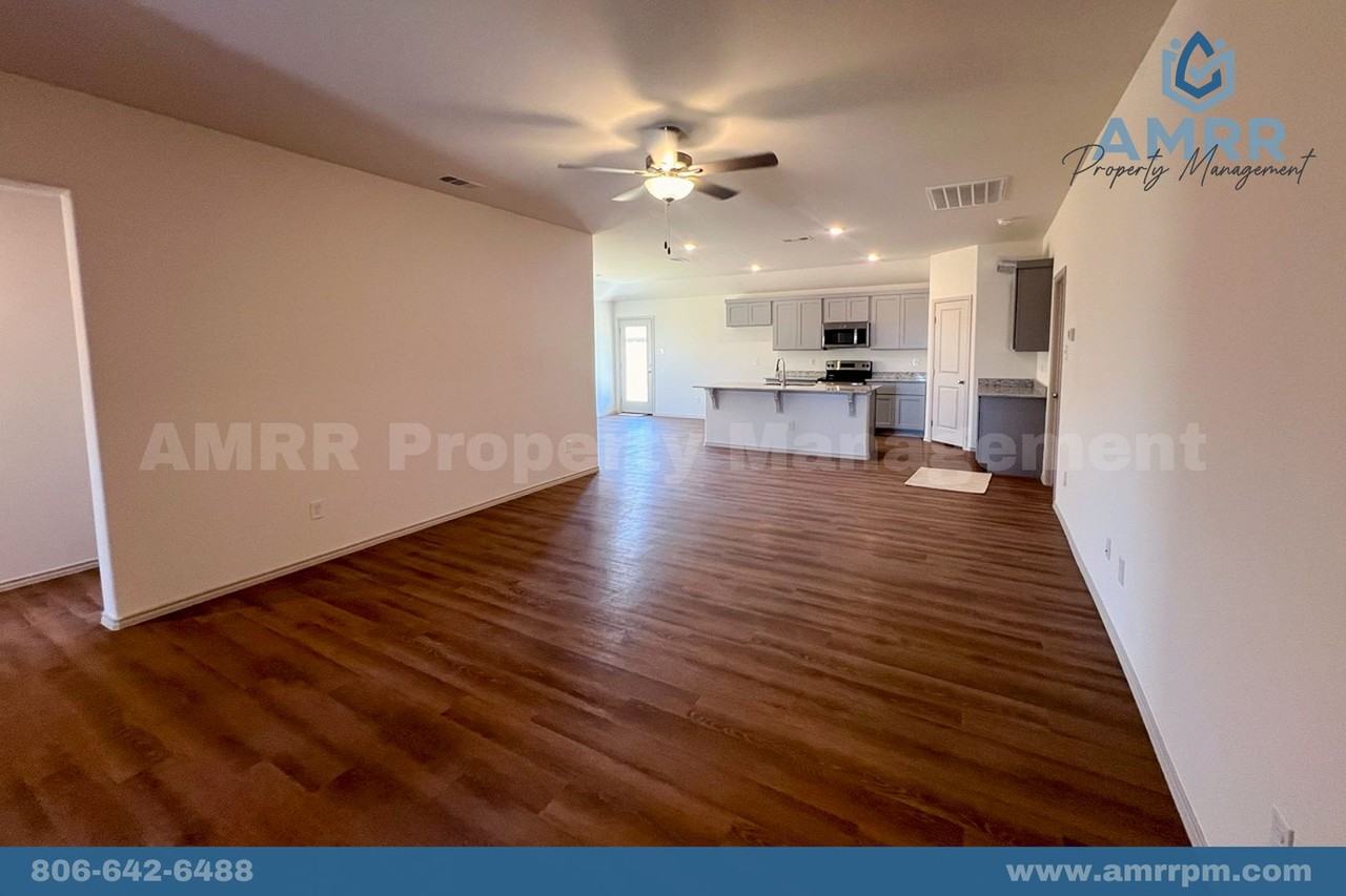 8418 E County Road 111 - Photo 4 of 31