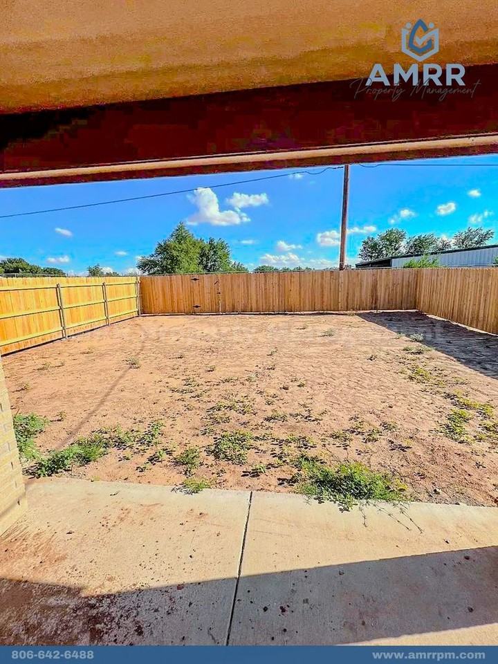 7401 5th St #1 - Photo 2 of 11