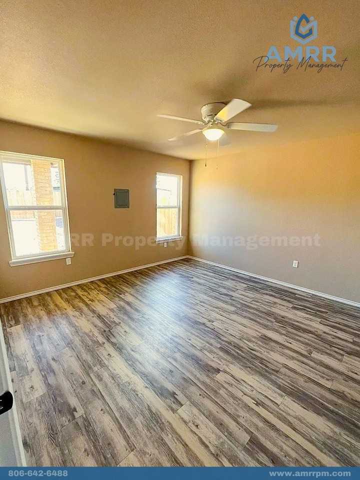 7401 5th St #1 - Photo 7 of 11