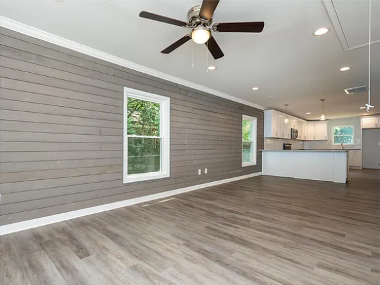 9 Judson Rd - Photo 3 of 19
