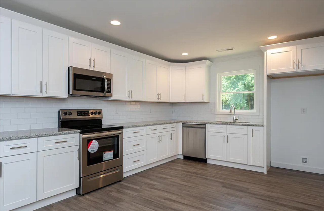 9 Judson Rd - Photo 4 of 19
