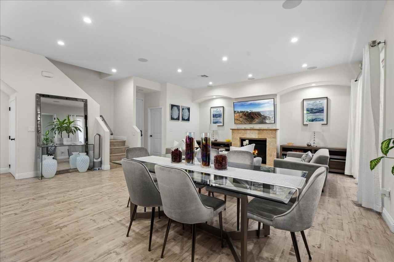5404 Bellingham Ave #2 - Photo 3 of 17