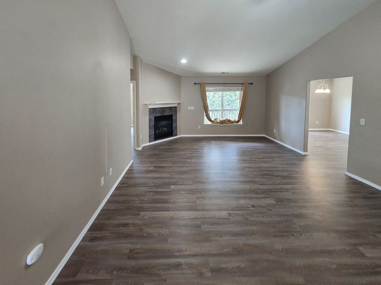 703 Sitka Deer Ct Nw - Photo 4 of 32