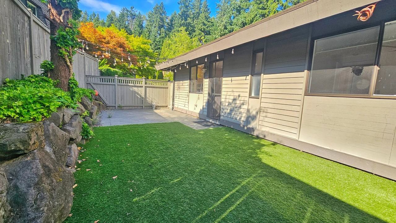 207 169th Avenue Northeast - Photo 7 of 24