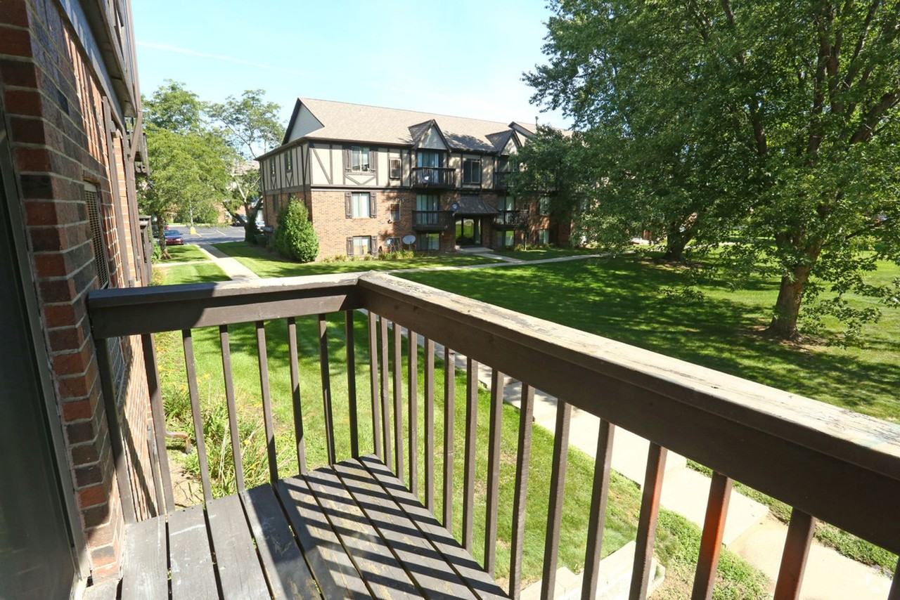 Holly Ridge Apartments - Photo 7 of 18