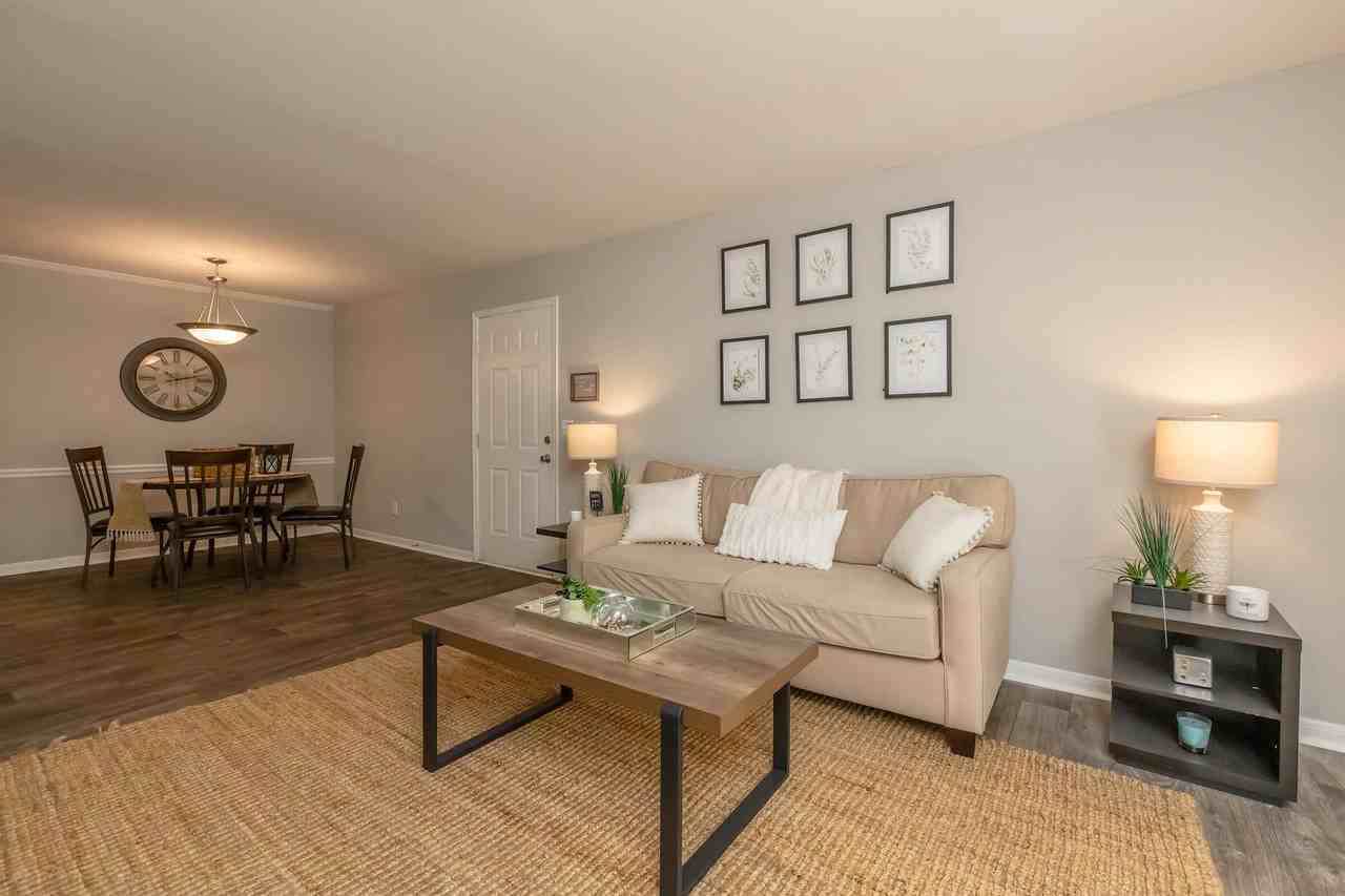 Graymere - Photo 2 of 40