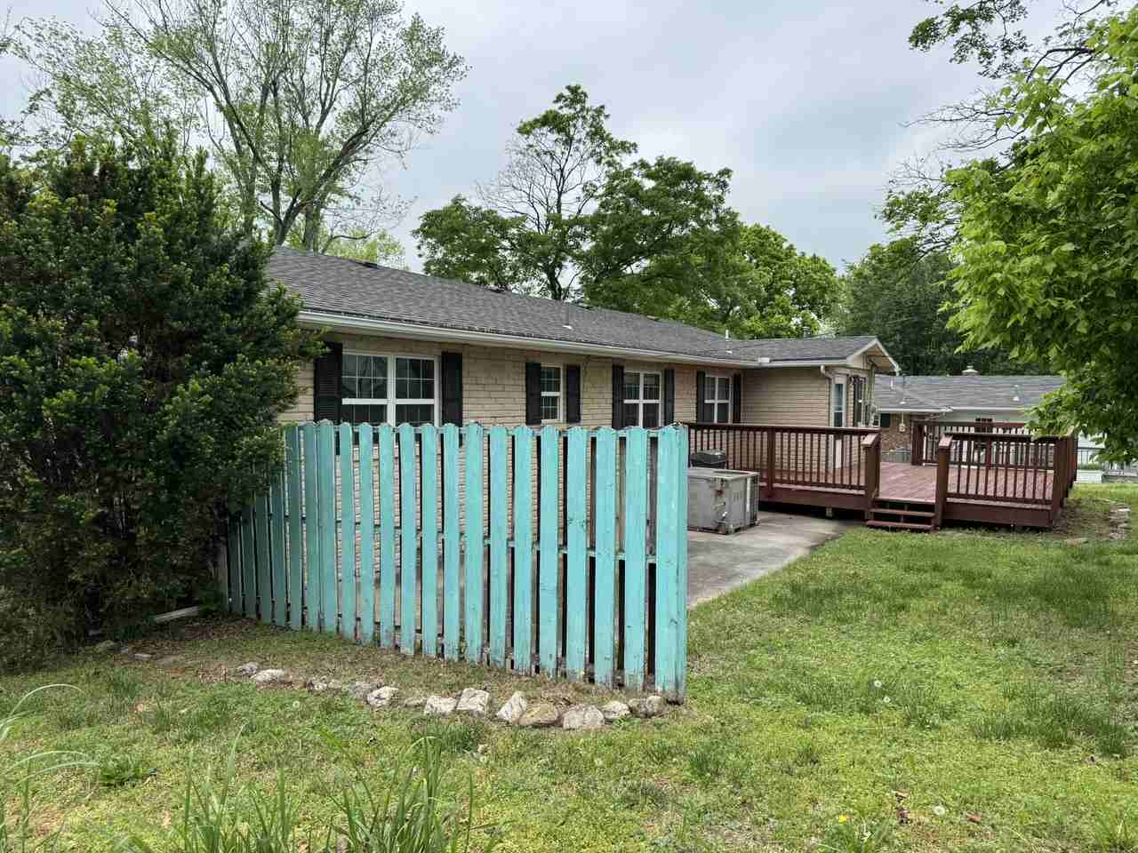 407 Morris St #NA - Photo 3 of 18