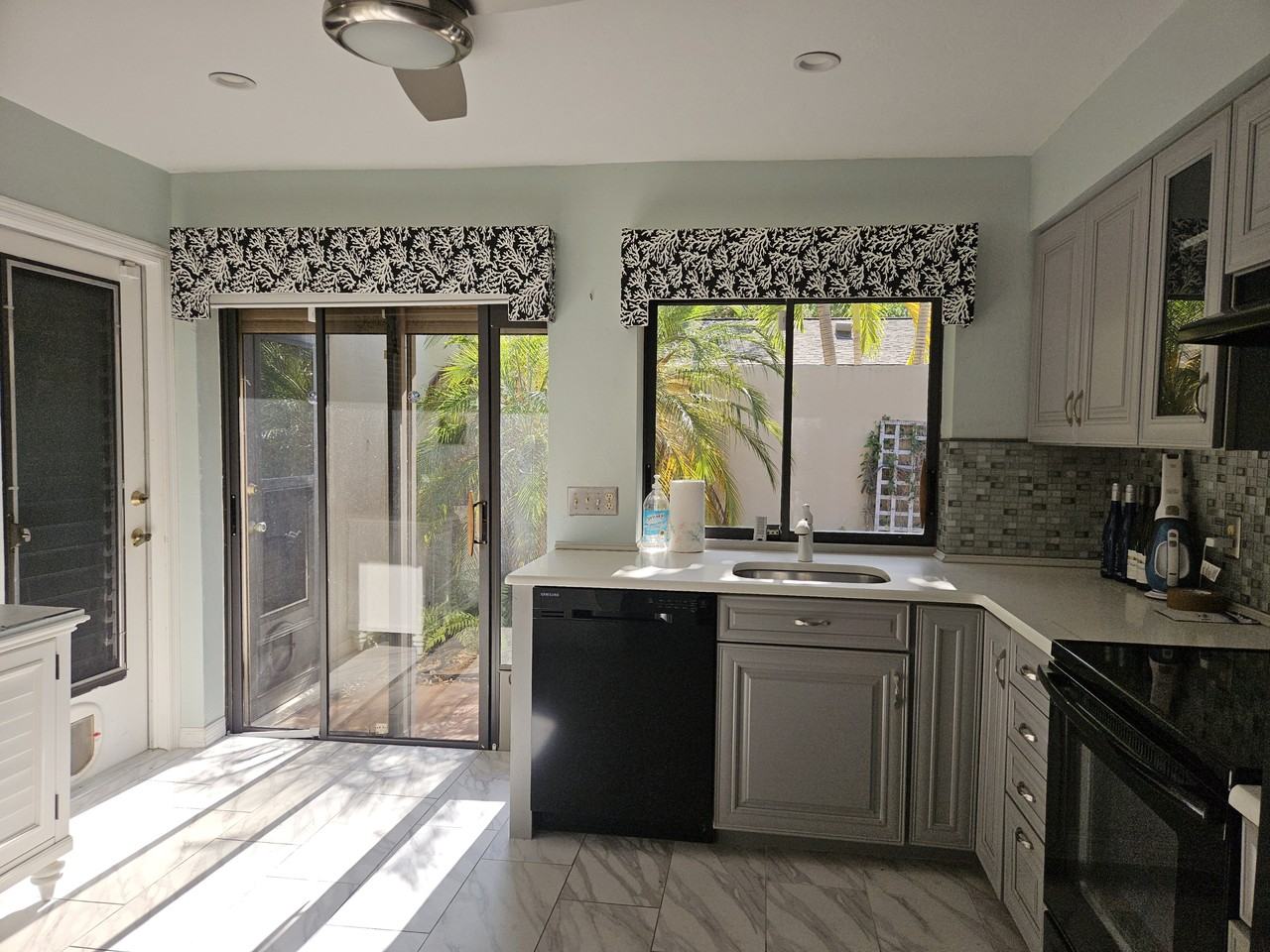 5889 Sand Oak Dr #NA - Photo 2 of 20