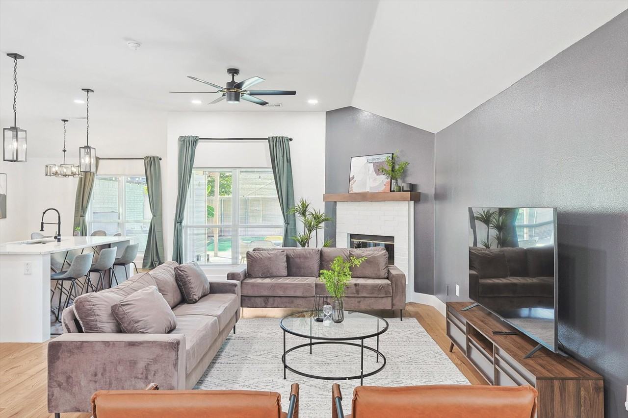 215 Nottingham Dr #NA - Photo 6 of 44