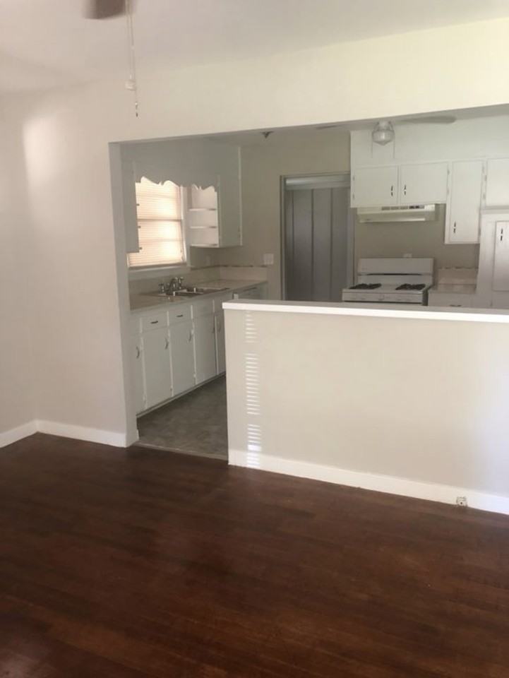 501 Rosewell Ln #NA - Photo 3 of 20