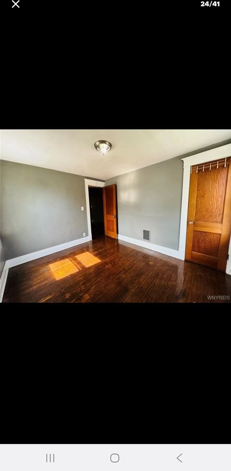 220 Dartmouth Ave - Photo 4 of 14