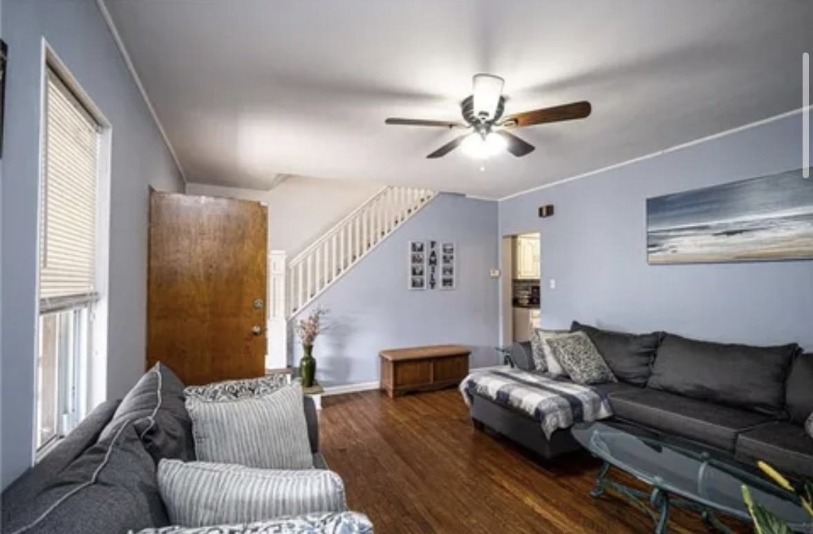 232 Lakewood Ave #NA - Photo 3 of 24