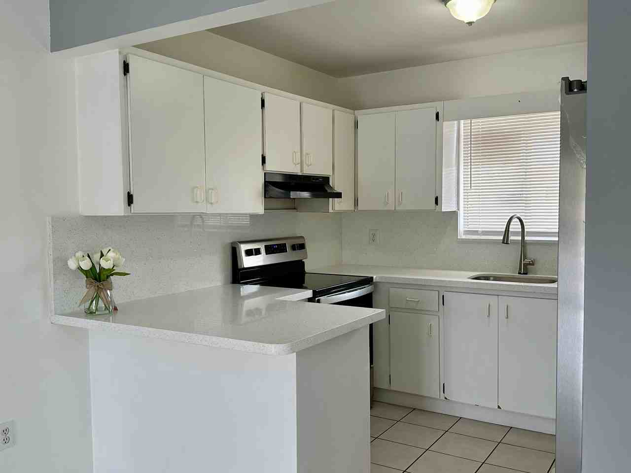 3041 W 76th St #B209 - Photo 3 of 19