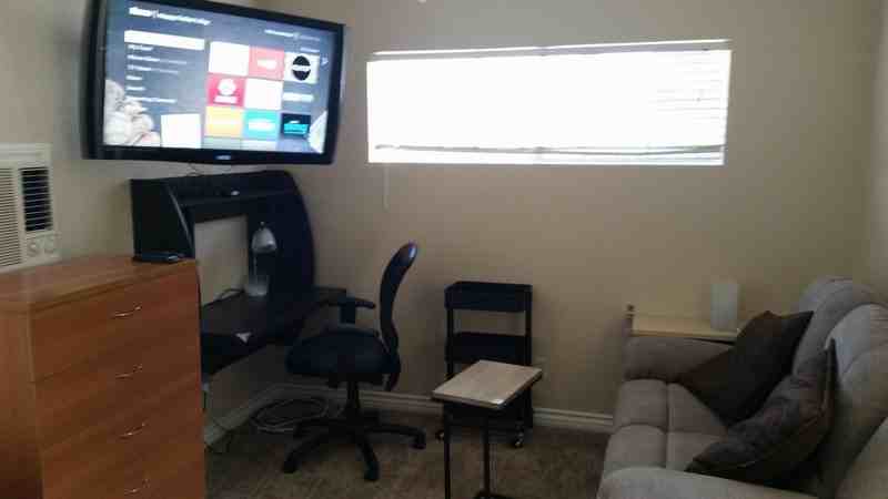 19391 Newhaven Lane - Photo 3 of 17