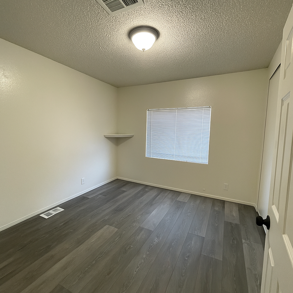 24425 Woolsey Canyon Rd #NA - Photo 2 of 8
