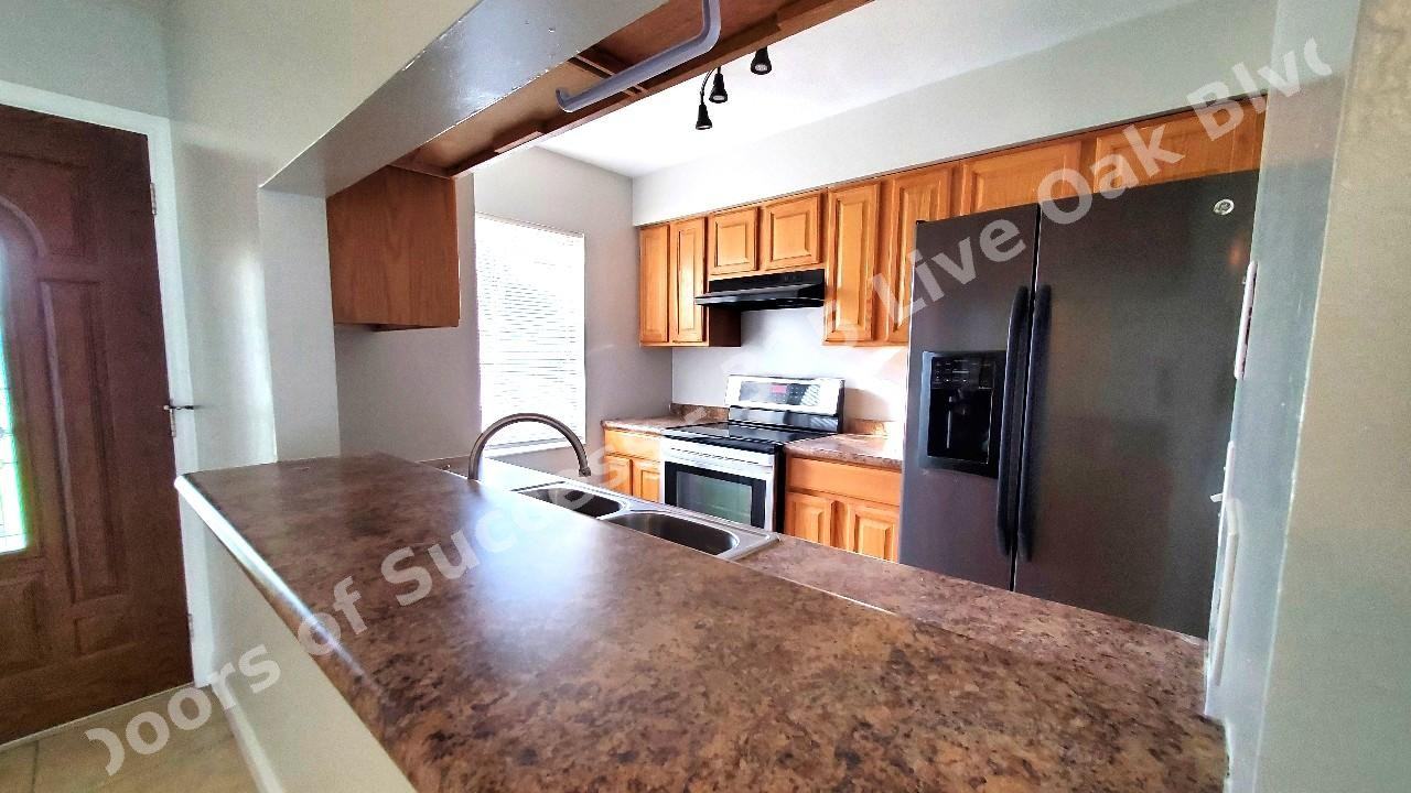 325 Live Oak Blvd #NA - Photo 2 of 18