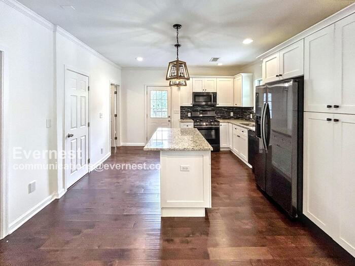 2599 Church St Nw - Photo 3 of 25