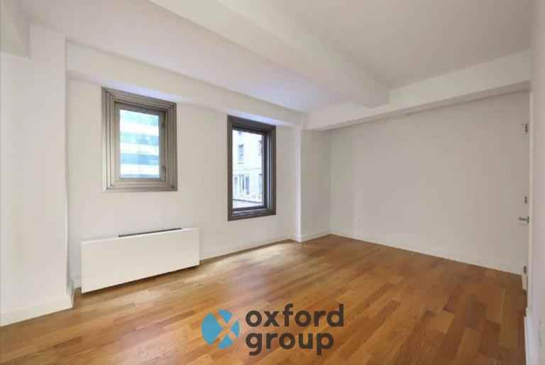 101 W 55th St - Photo 2 of 2