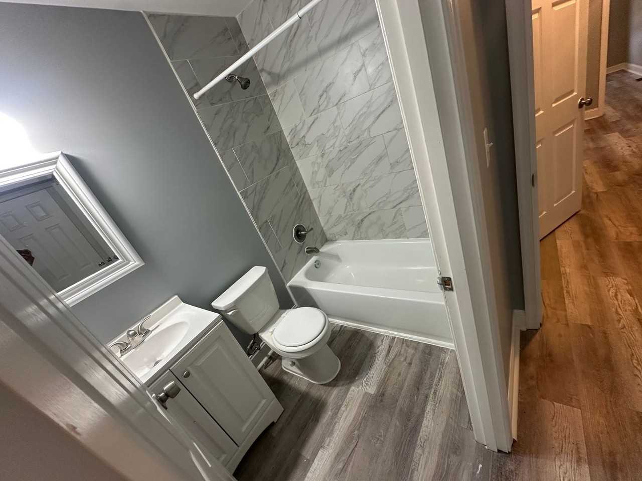 2523 E Biddle St - Photo 3 of 10