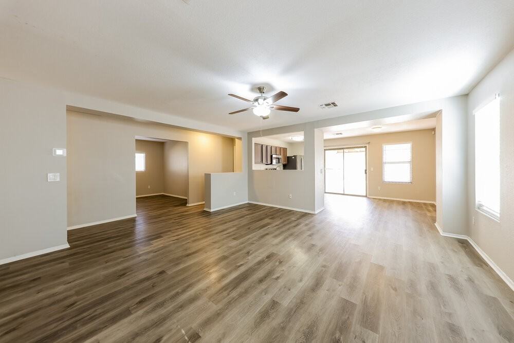 3108 W Lucia Dr - Photo 3 of 16