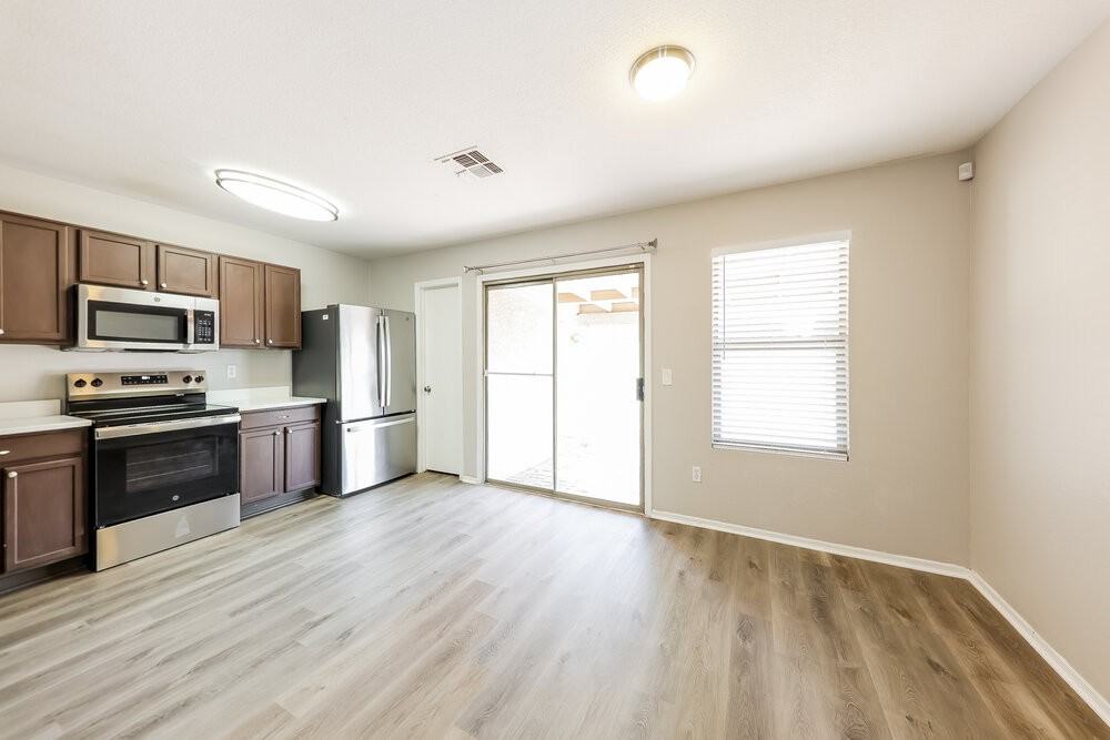 3108 W Lucia Dr - Photo 5 of 16