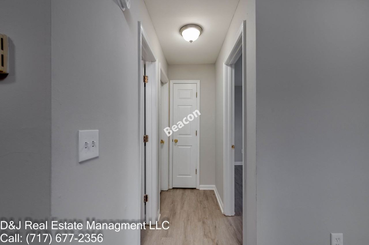 1 Hatteras Ct - Photo 3 of 18