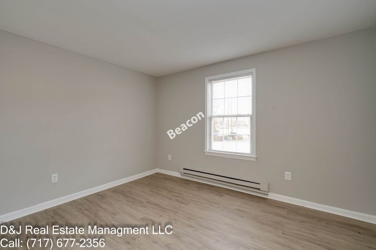 1 Hatteras Ct - Photo 4 of 18