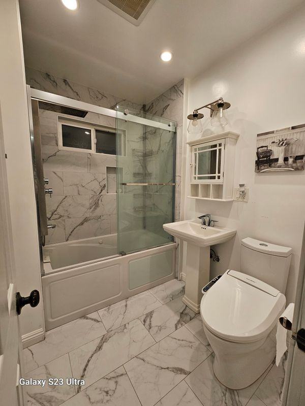 5029 Adenmoor Ave - Photo 2 of 43