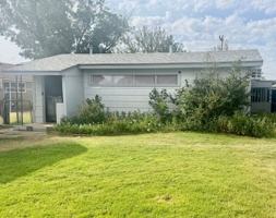 featured image of 710 12th St