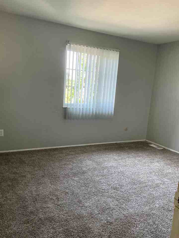 Brittany Town Homes - Photo 3 of 11