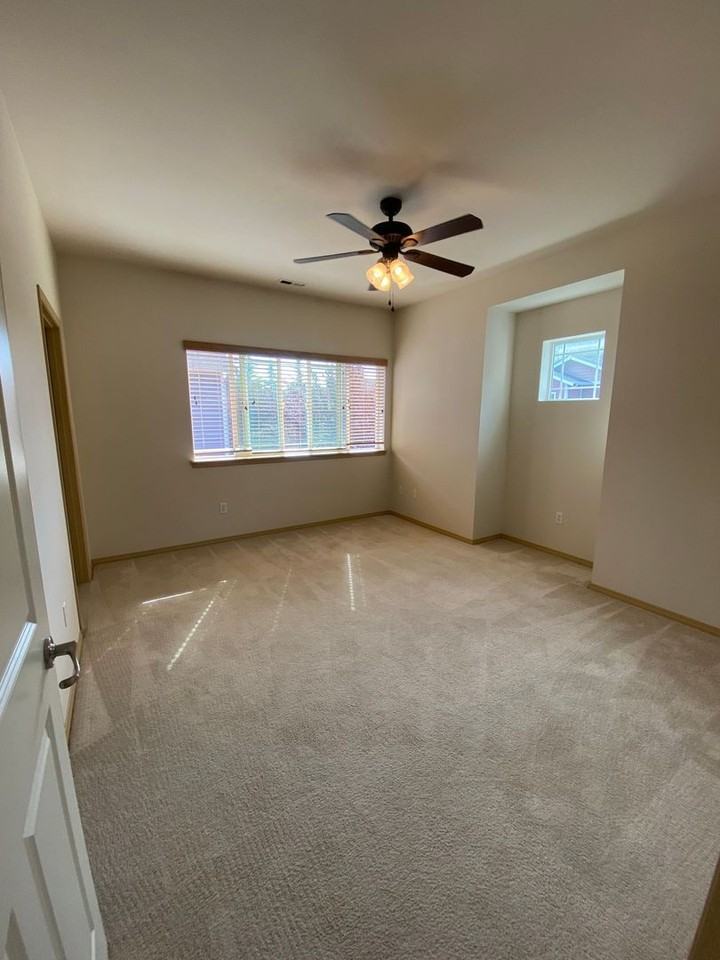 6517 127th Street Ct E - Photo 7 of 14