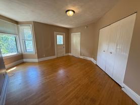 719 Edmund Ave W - Photo 1 of 1