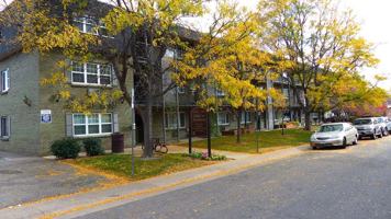 featured image of 5540 S Elati St